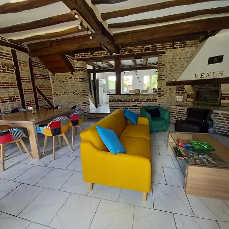 Les Maisons Du Theatre Romain Dom wakacyjny Le Vieil-Evreux